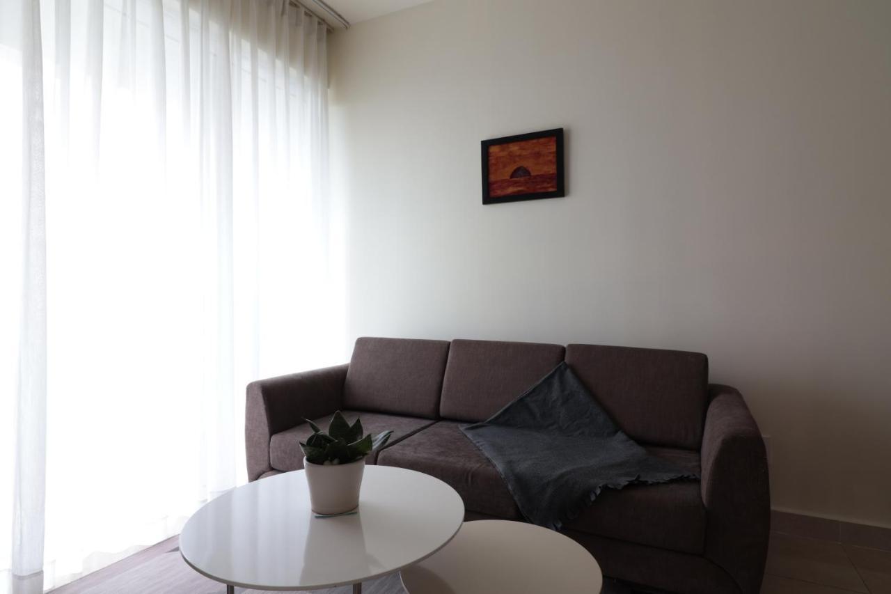 Deluxe With Balcony, Pool, Fitness And Yoga * Cidade de Ho Chi Minh